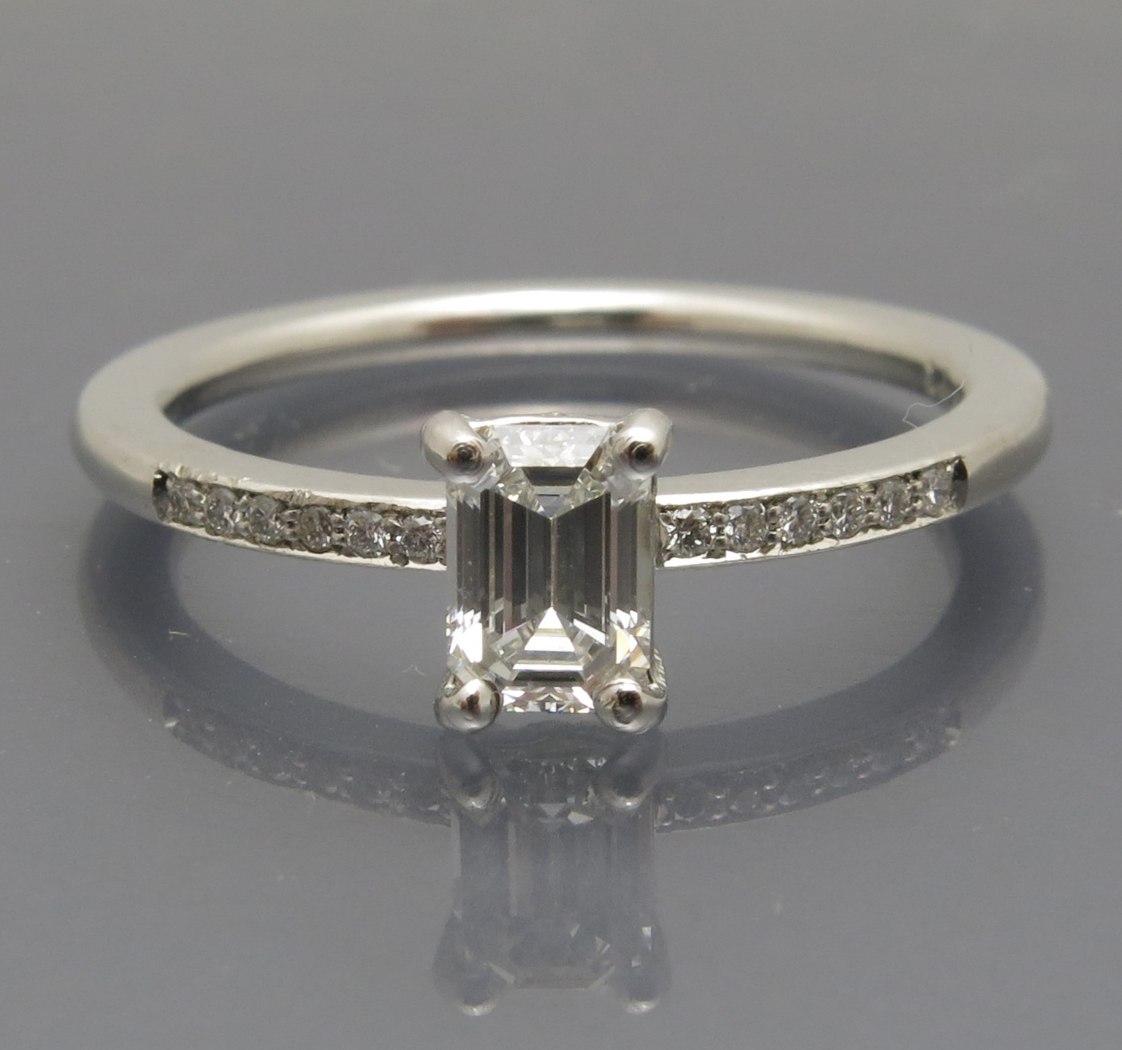 Diamant Ring / Verlobungsring / Vorsteckring